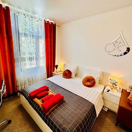 Lux Studio Appartment Брюссель Экстерьер фото