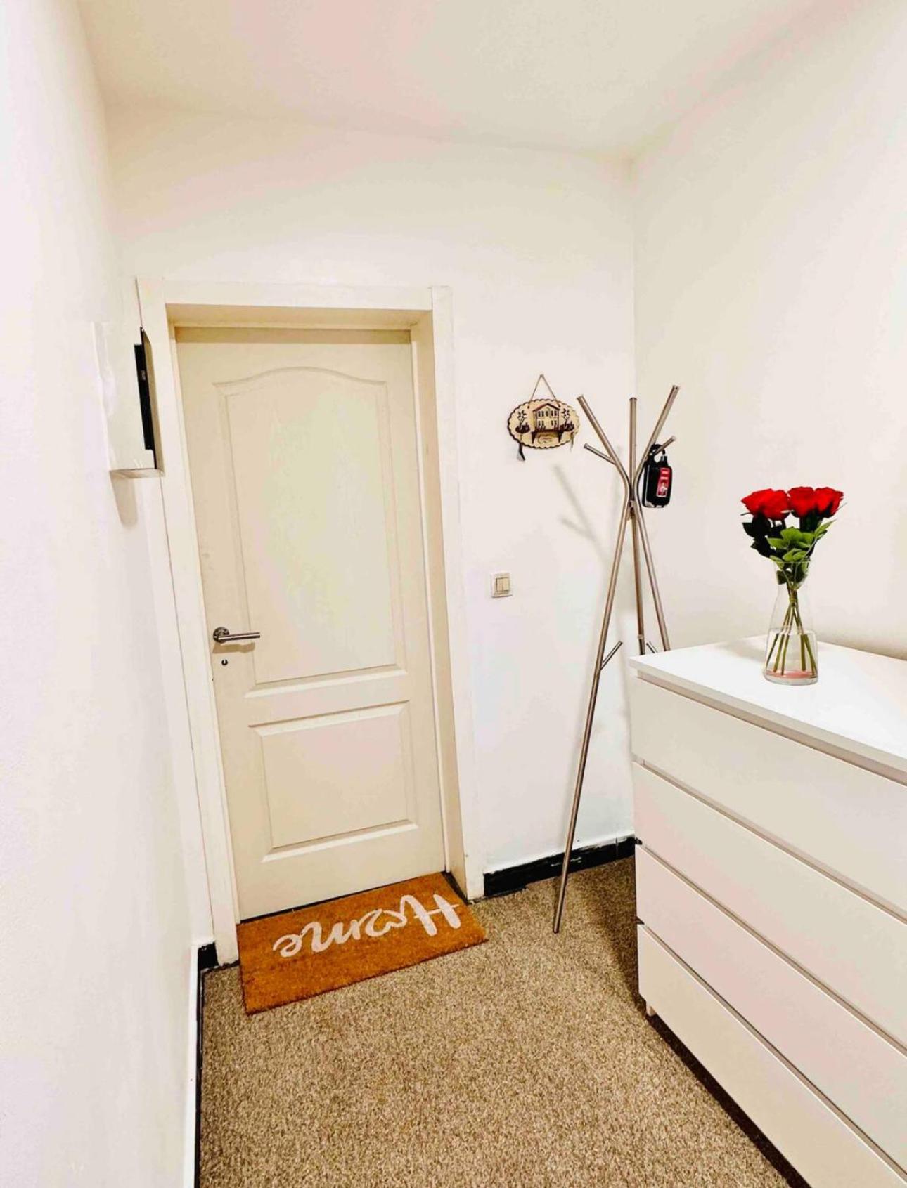 Lux Studio Appartment Брюссель Экстерьер фото