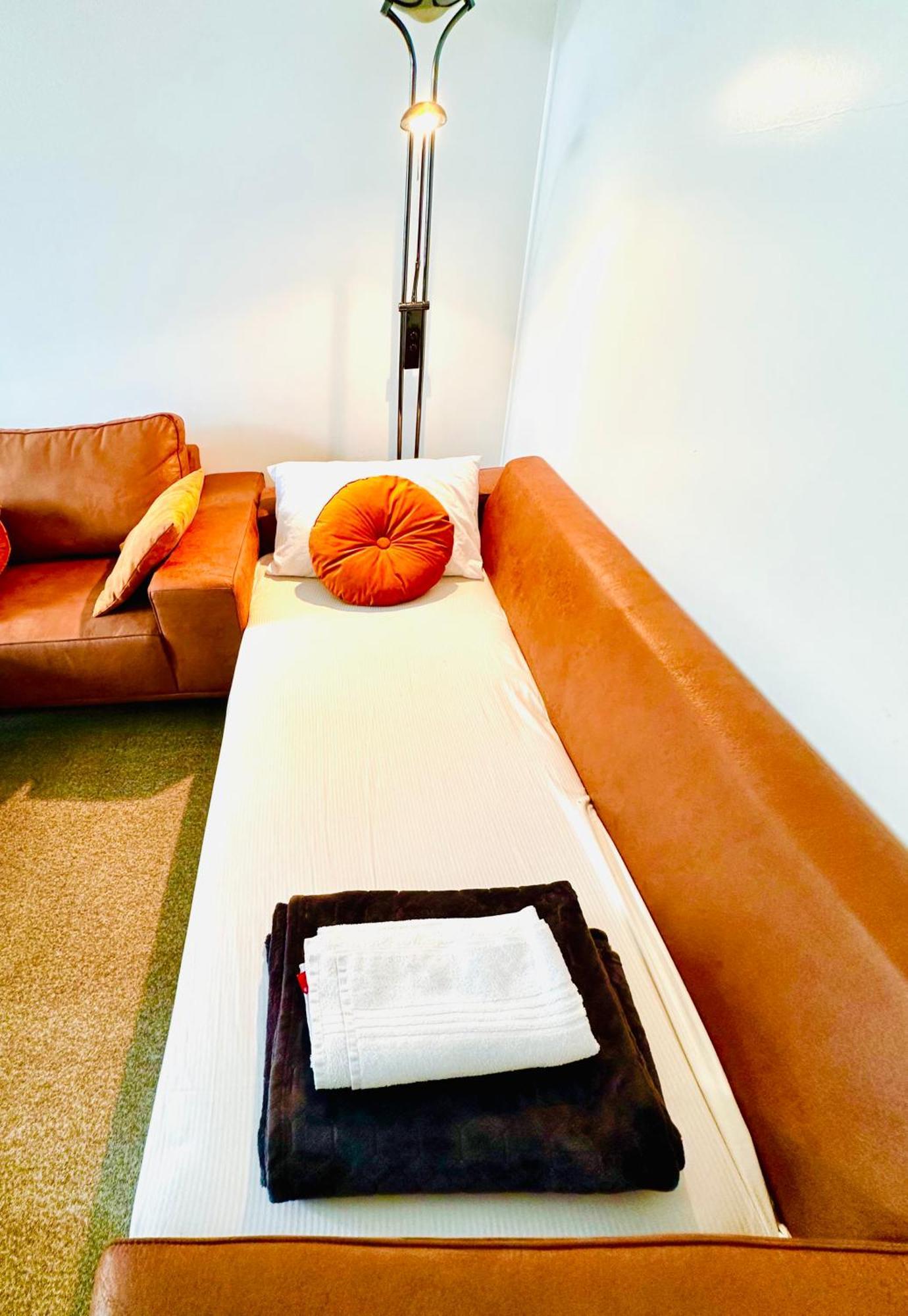 Lux Studio Appartment Брюссель Экстерьер фото
